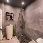 Toute Equipee Jacuzzi Prive 尼姆