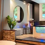 Toute Equipee Jacuzzi Prive 公寓 尼姆