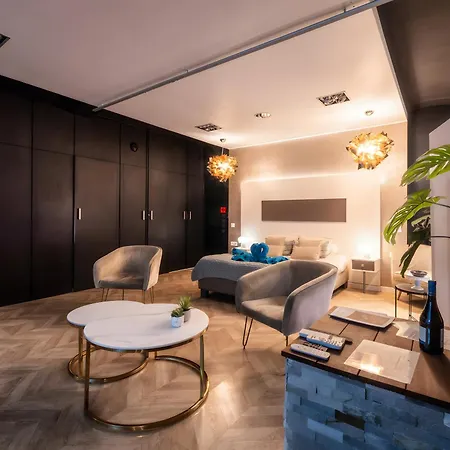 Romantique Avec Jacuzzi Apartman