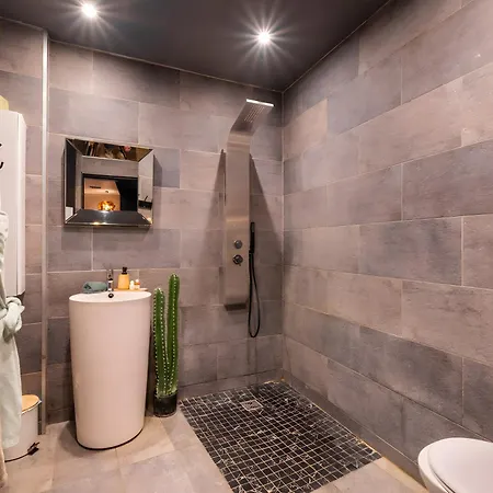 شقة Toute Equipee Jacuzzi Prive *