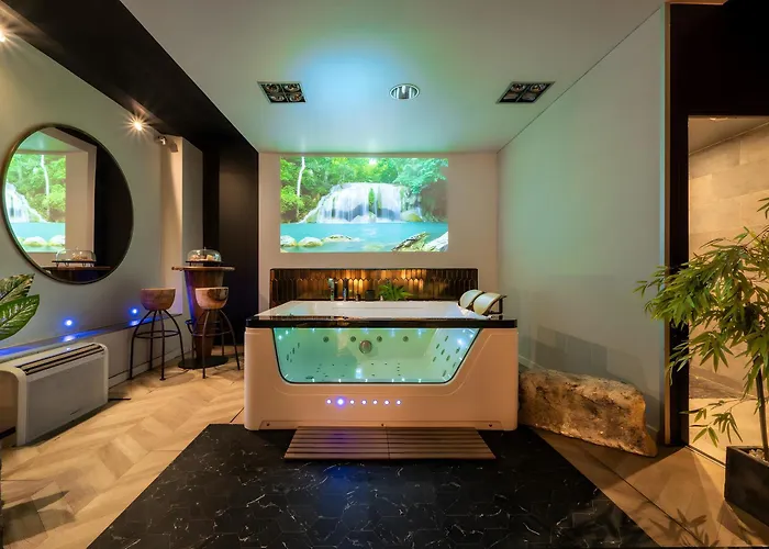 Appartement Toute équipée Jacuzzi Privé