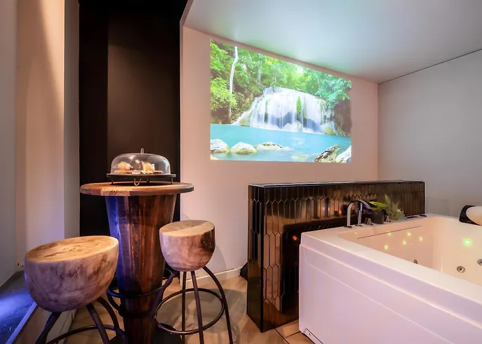 Toute équipée Jacuzzi Privé Nîmes